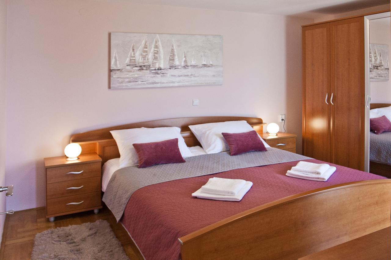 Apartment Noel Kaštela Εξωτερικό φωτογραφία