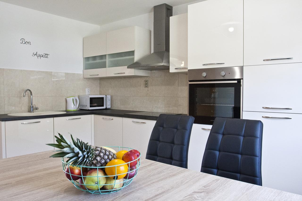 Apartment Noel Kaštela Εξωτερικό φωτογραφία